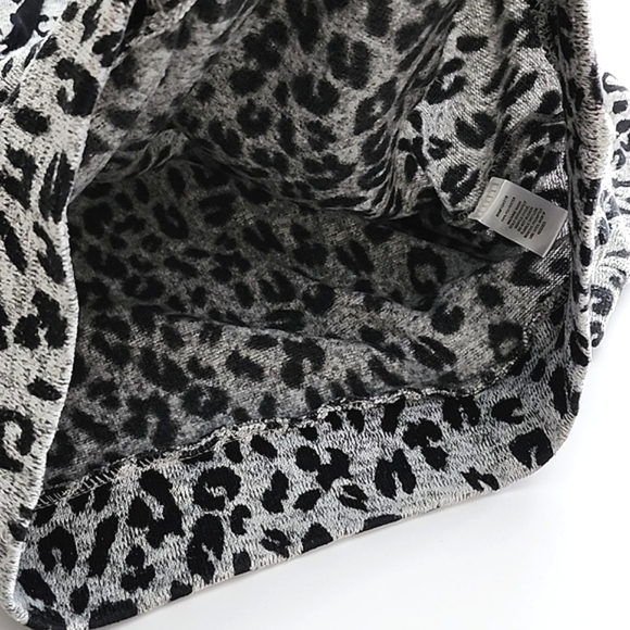 Derek Heart Women's Grey Black Leopard Print Cowl Kneck Kangaroo Pocket Sz Large - Picture 7 of 12